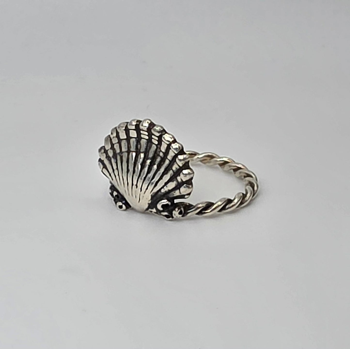 Silver Scallop Ring