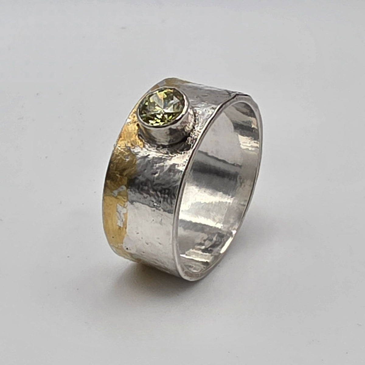 Sterling Silver Reticulated Peridot Ring