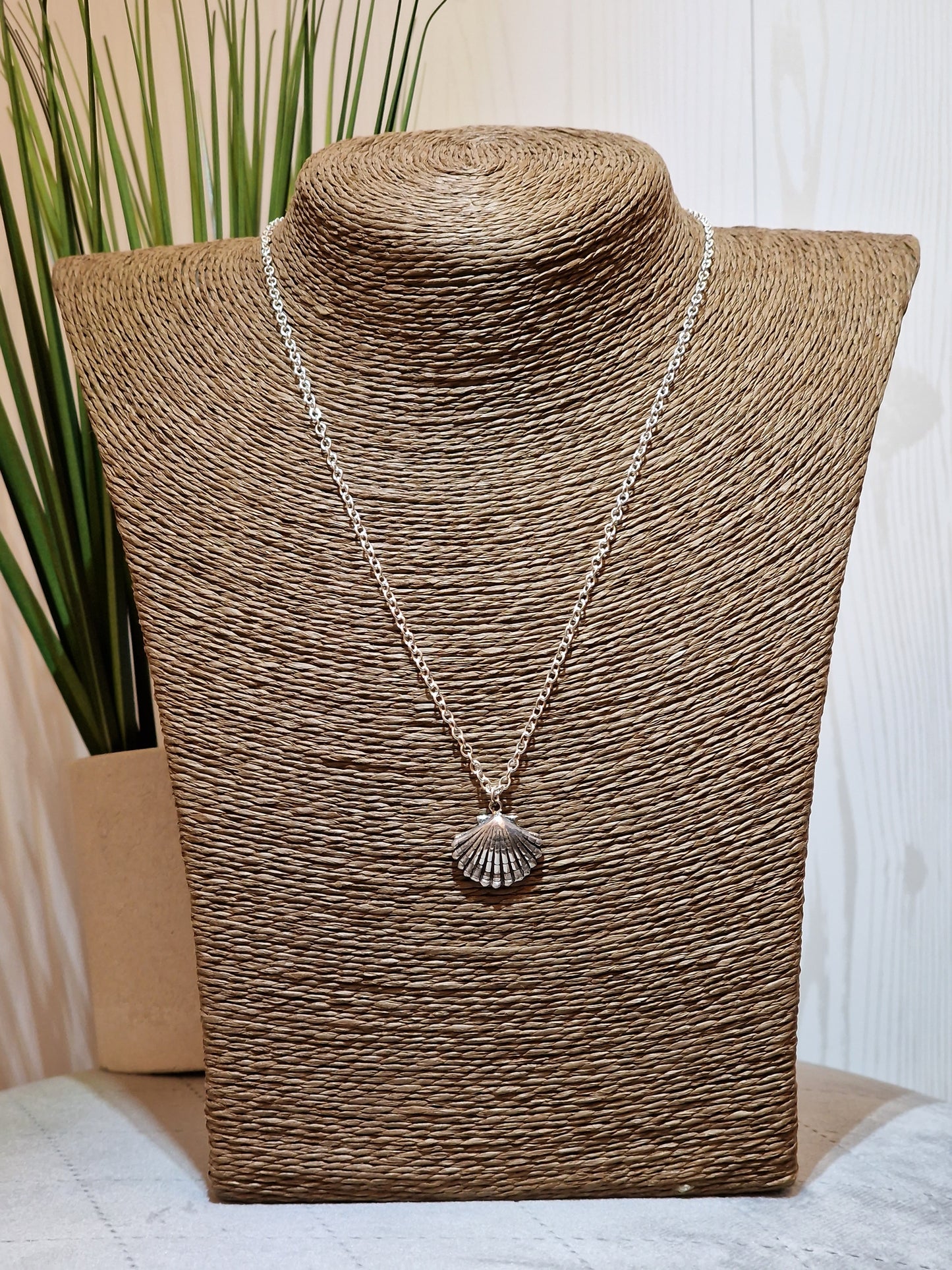 Fine Silver Shell Necklace