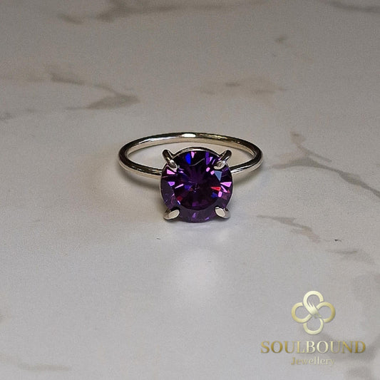 Sterling Silver Round Cut Ring